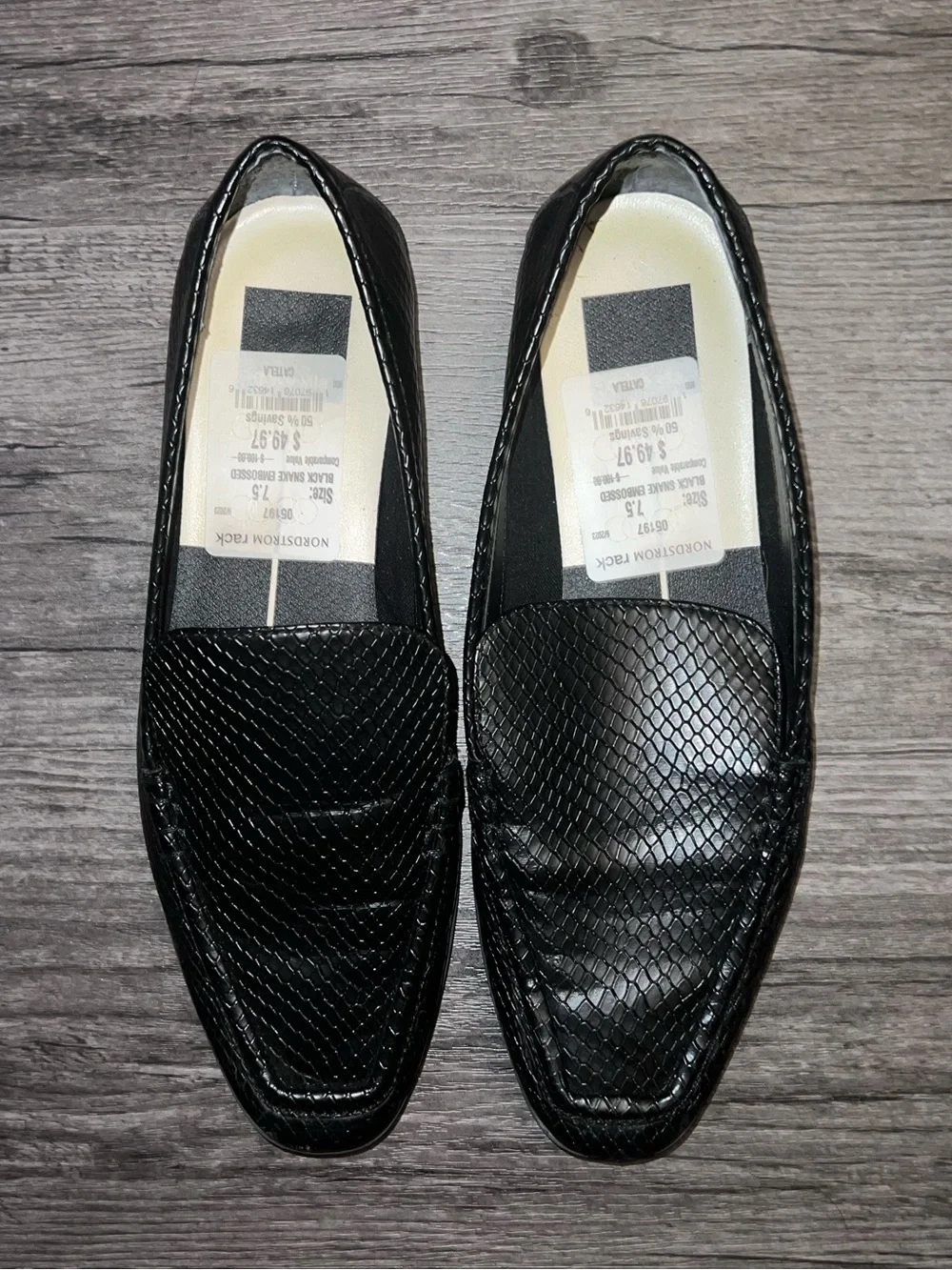 Dolce Vita Catela Black Snakeskin Embossed Loafers Genuine Leather women’s 7.5